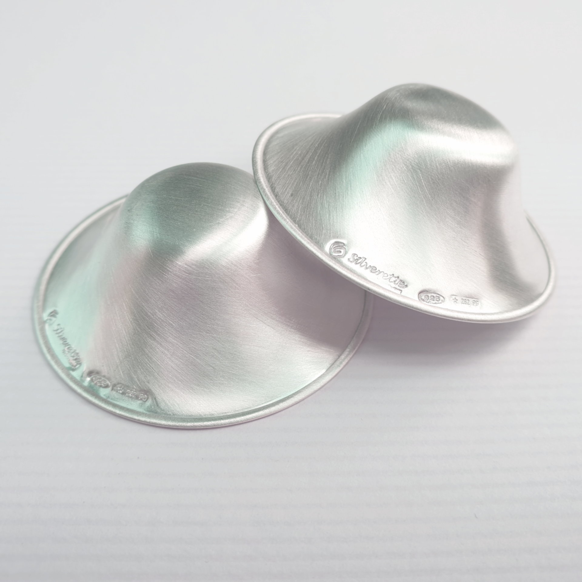 Silverette Silver Nursing Cups (Regular Size) + Ofeel Silicone Ring Bundle  (925 Silver)